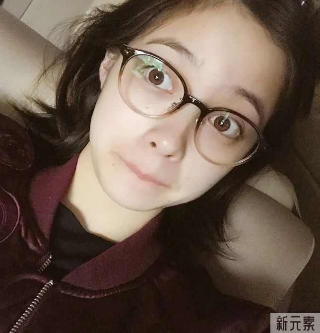 她还能演初中生!周冬雨剧照好嫩... 图片-2