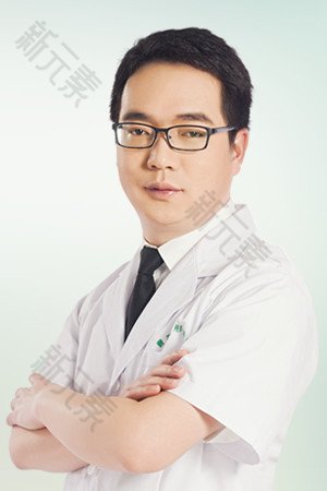 王琳 头像