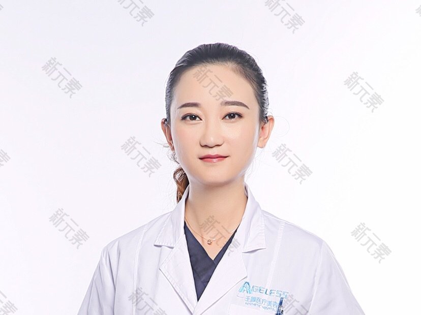 翁晓娟 头像