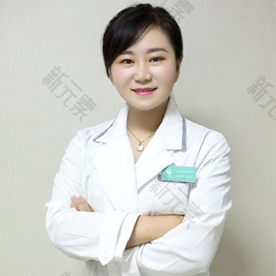 公美华 头像
