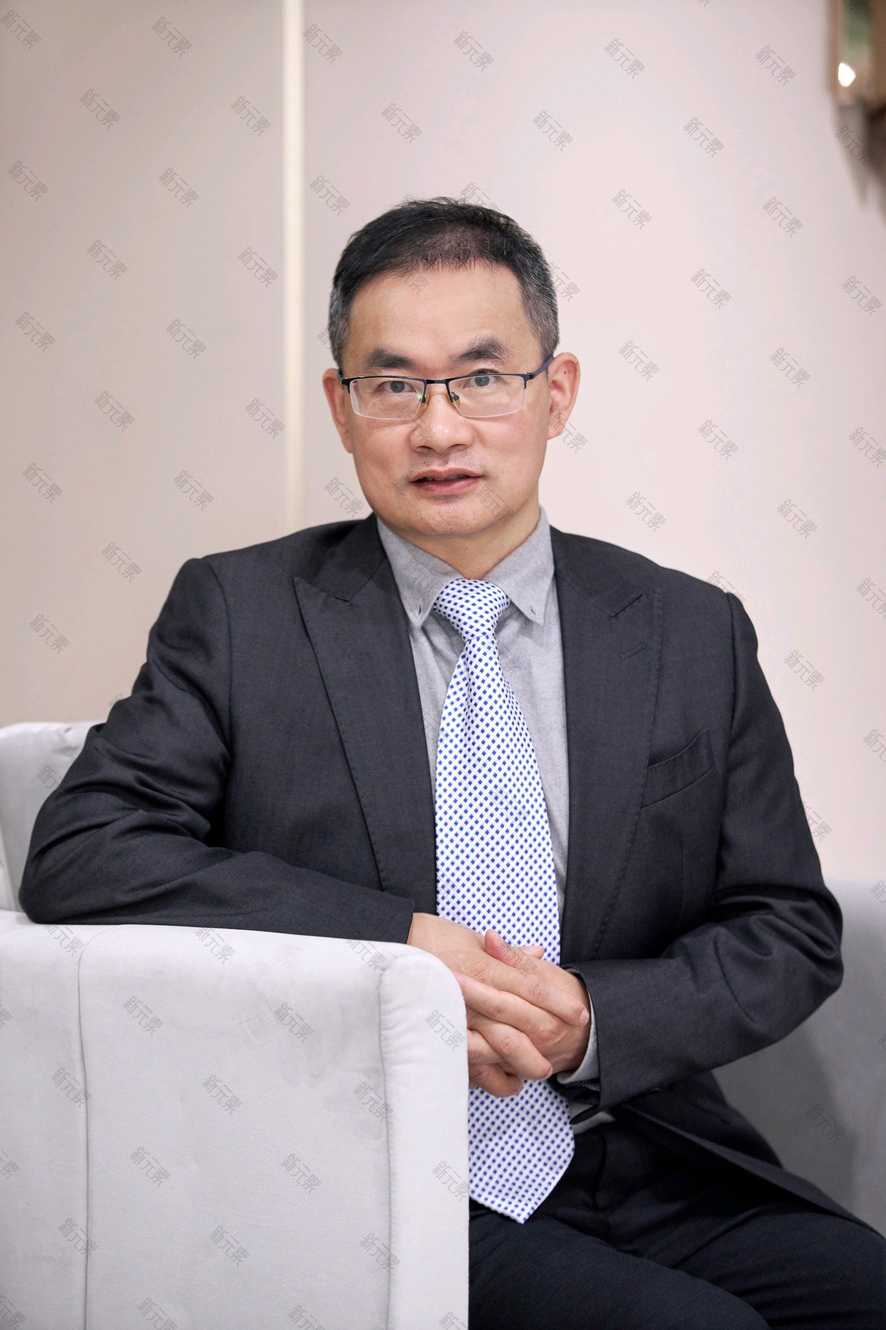 李安平 头像