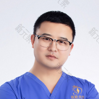 杨猛 头像