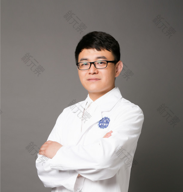 周强 头像
