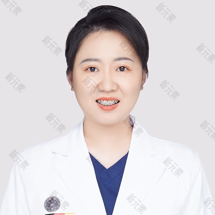 曹丽 头像