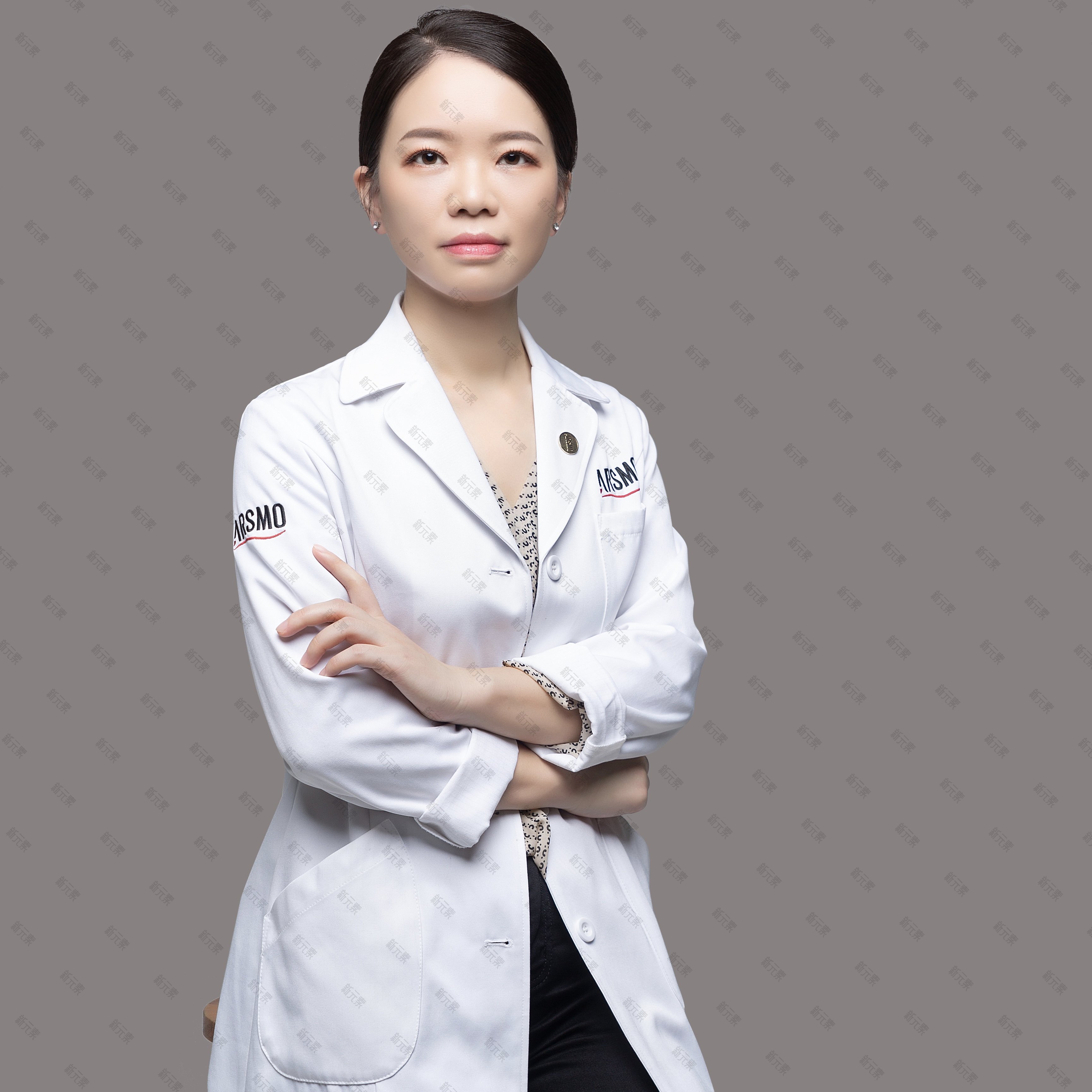 李艳桃 头像