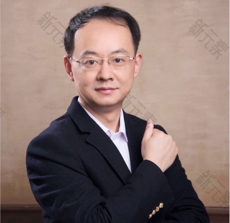 常刚 头像