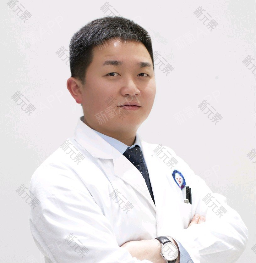 梁金创 头像