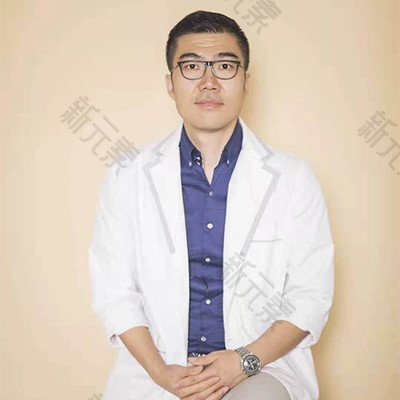 崔成杰 头像