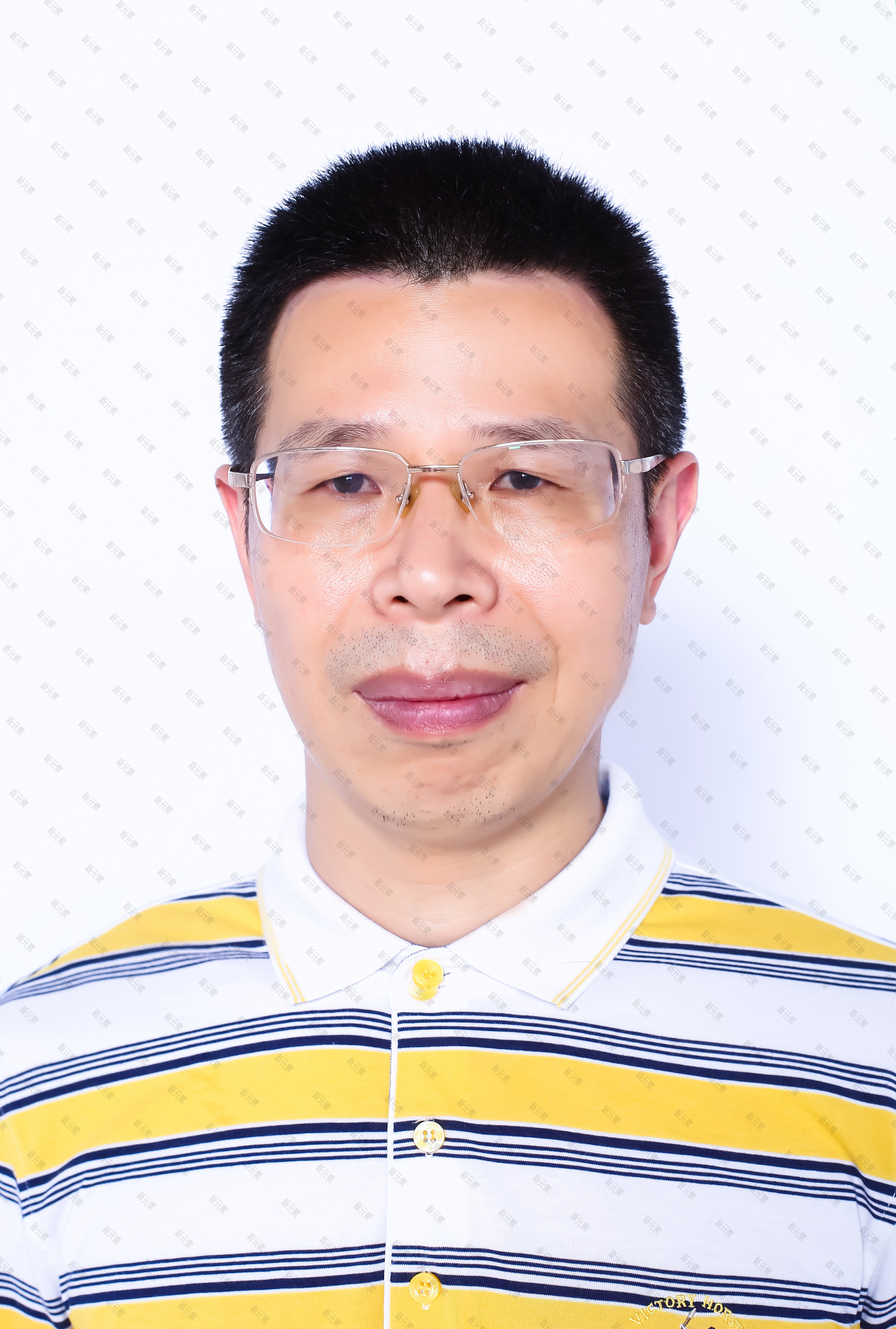 修志夫