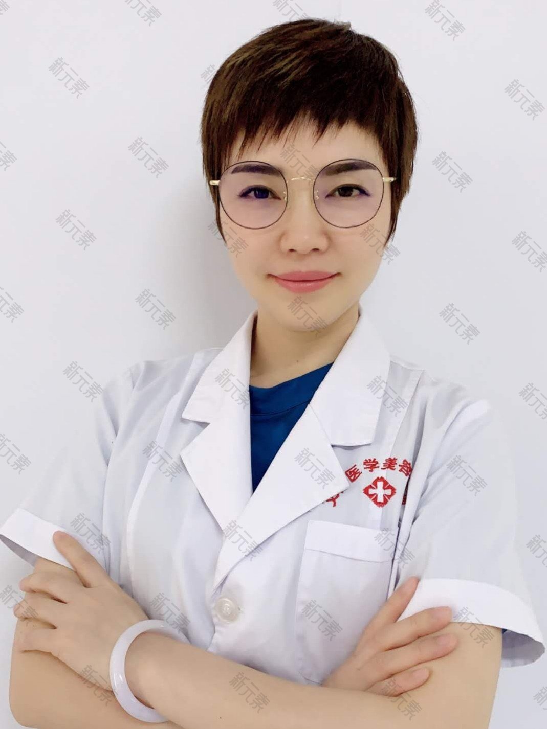 刘恋 头像