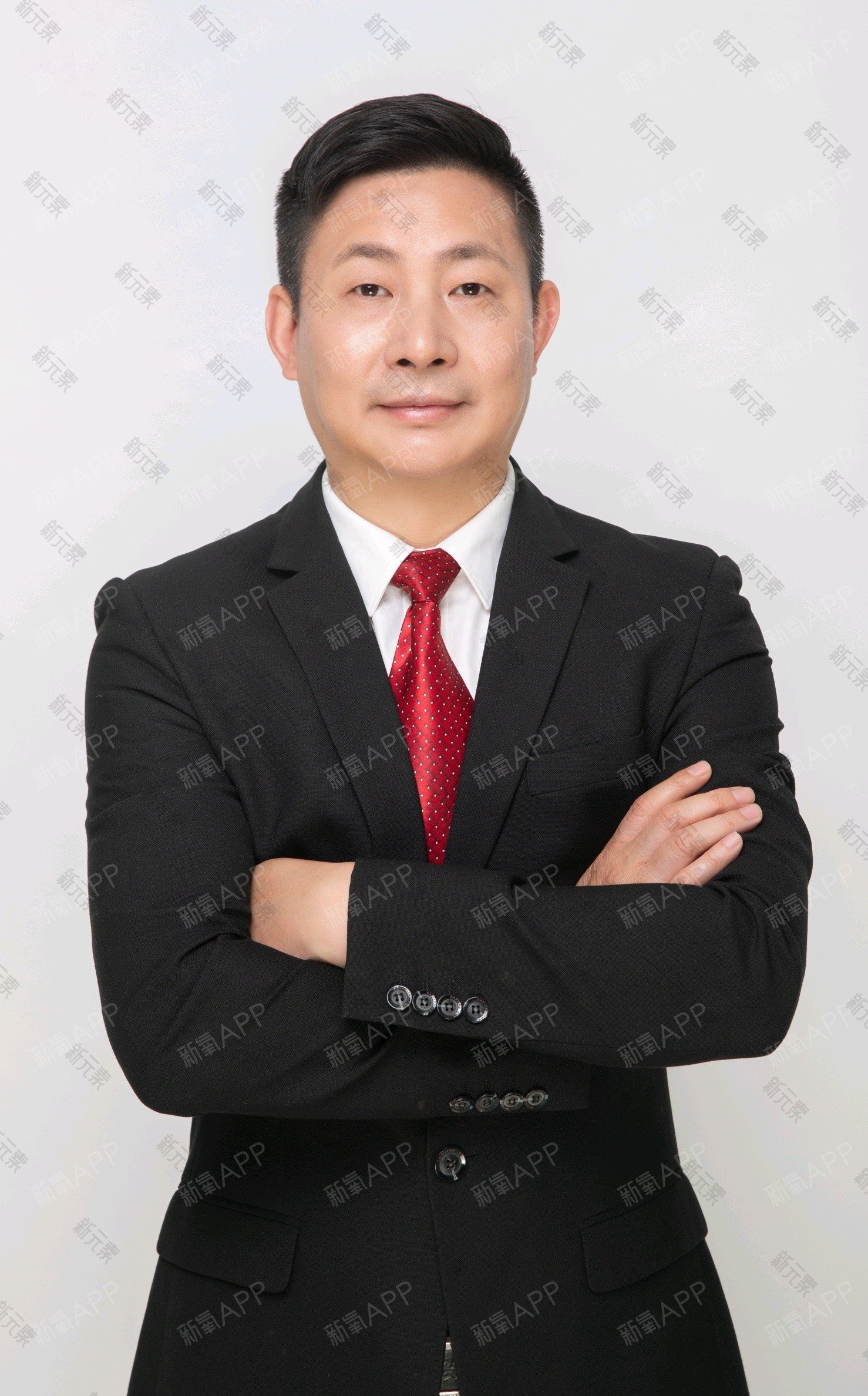 胡东 头像