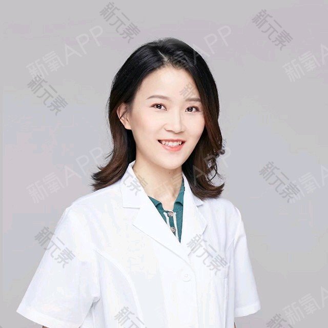郑惠惠 头像