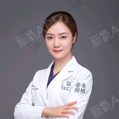 刘琳琳 头像