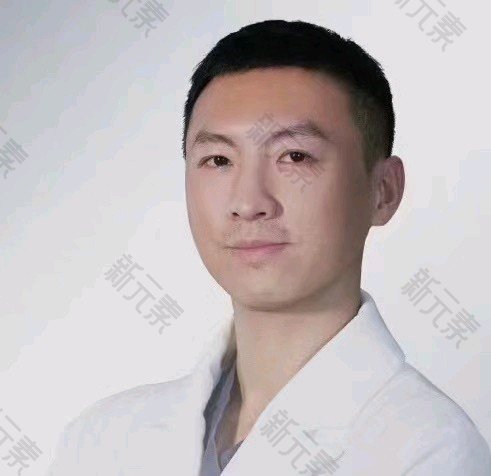 郑锦洪 头像