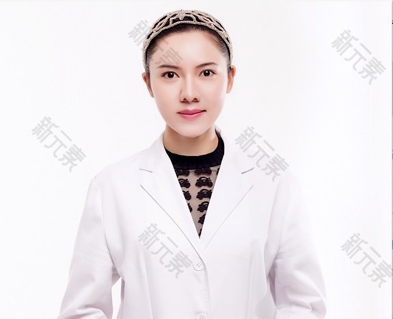 合美红 头像