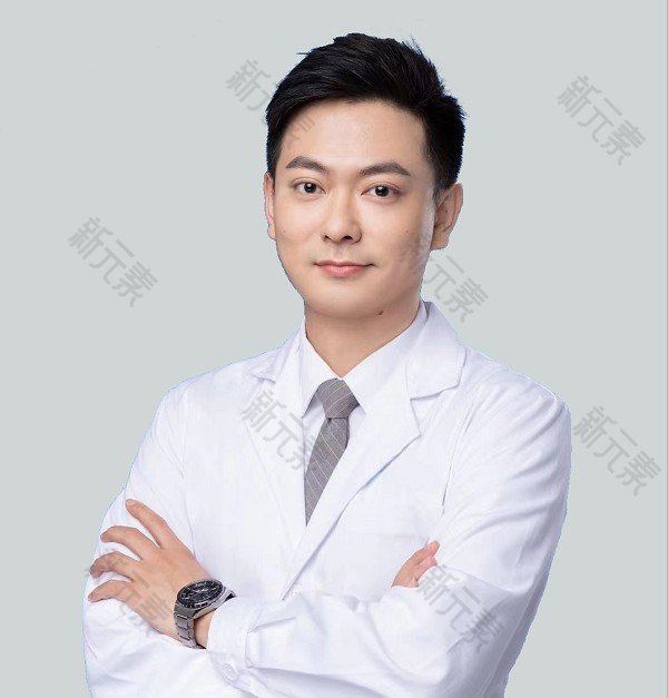 李爽 头像