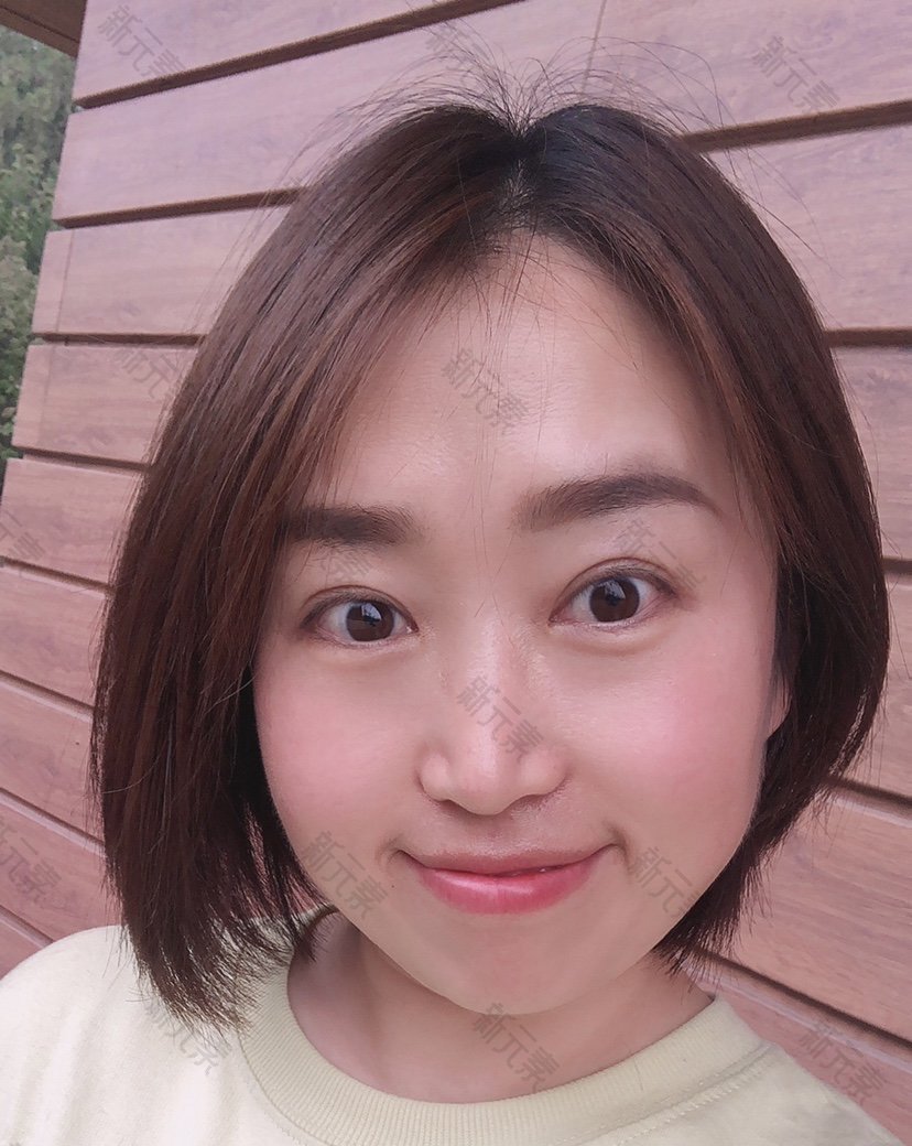 代秋芳