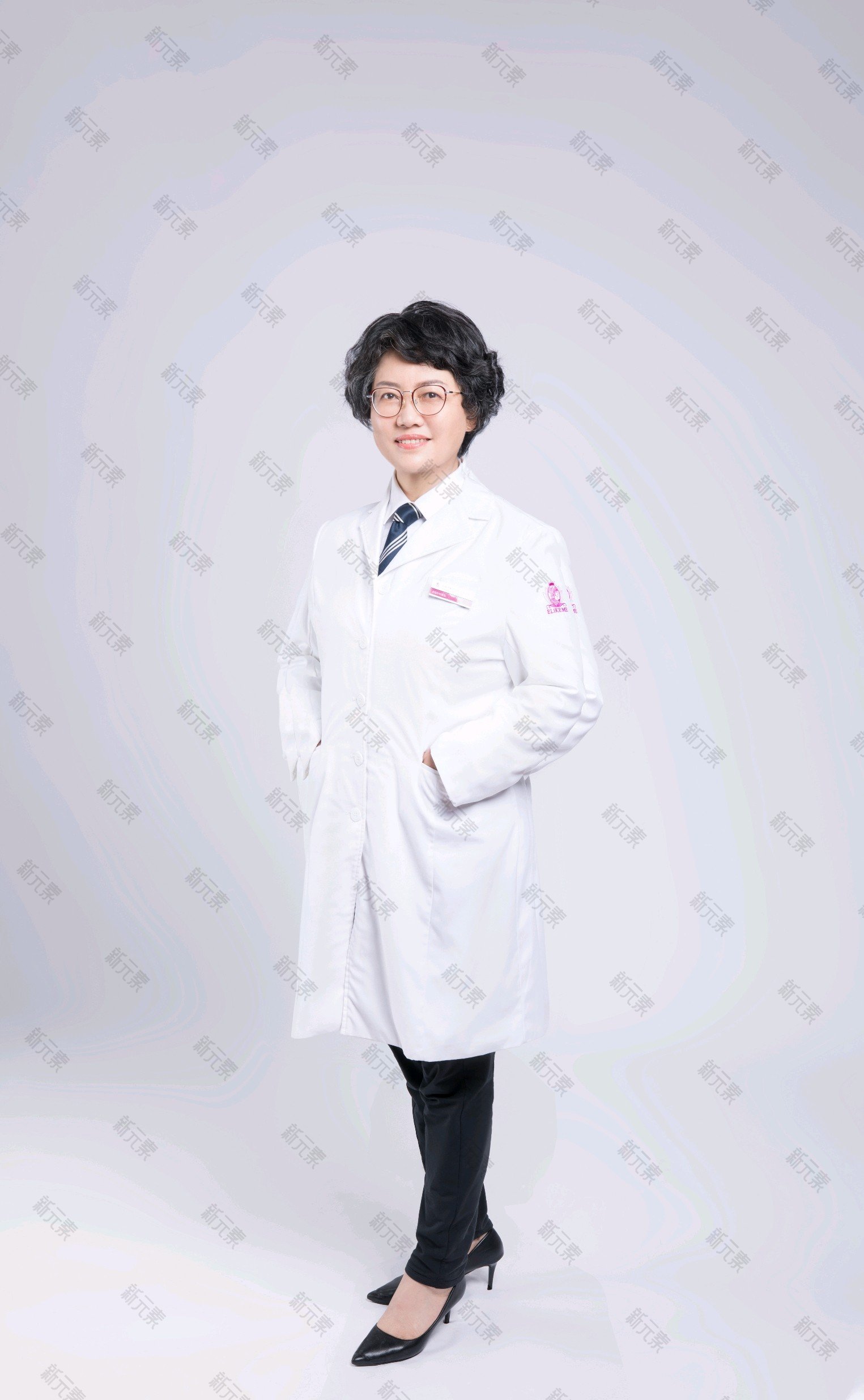 李玲 头像