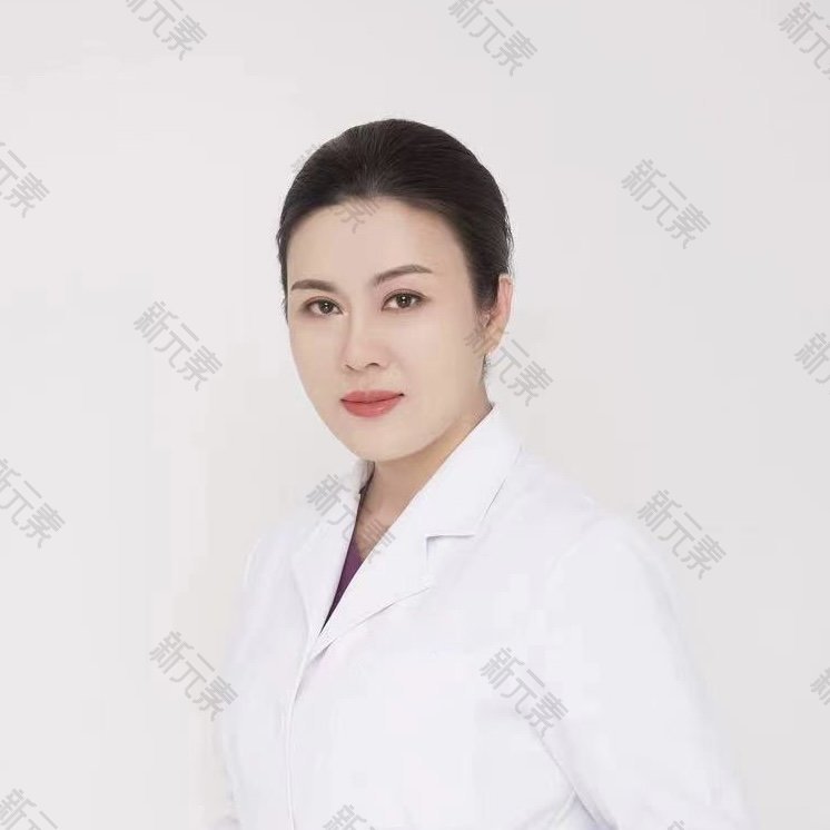 汪妍 头像