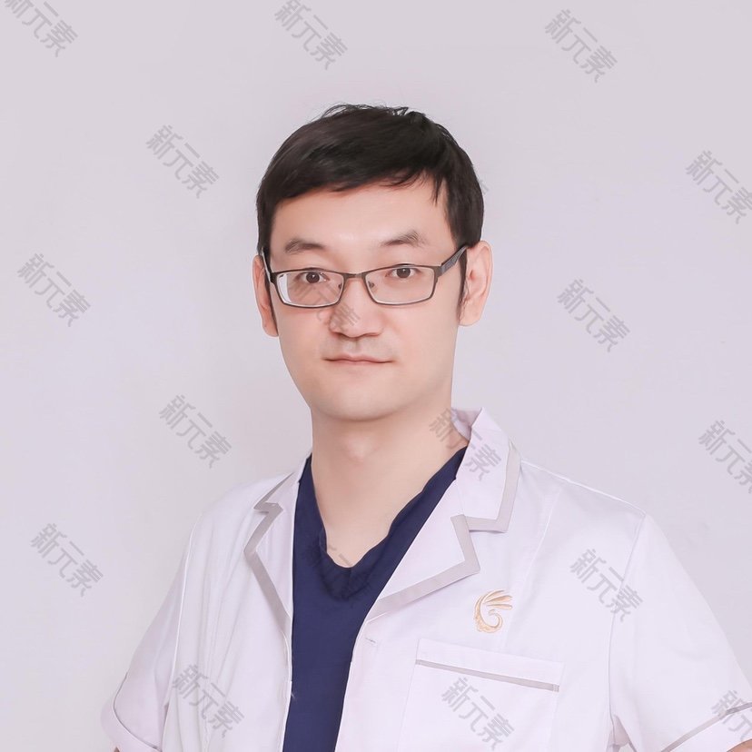 王伟