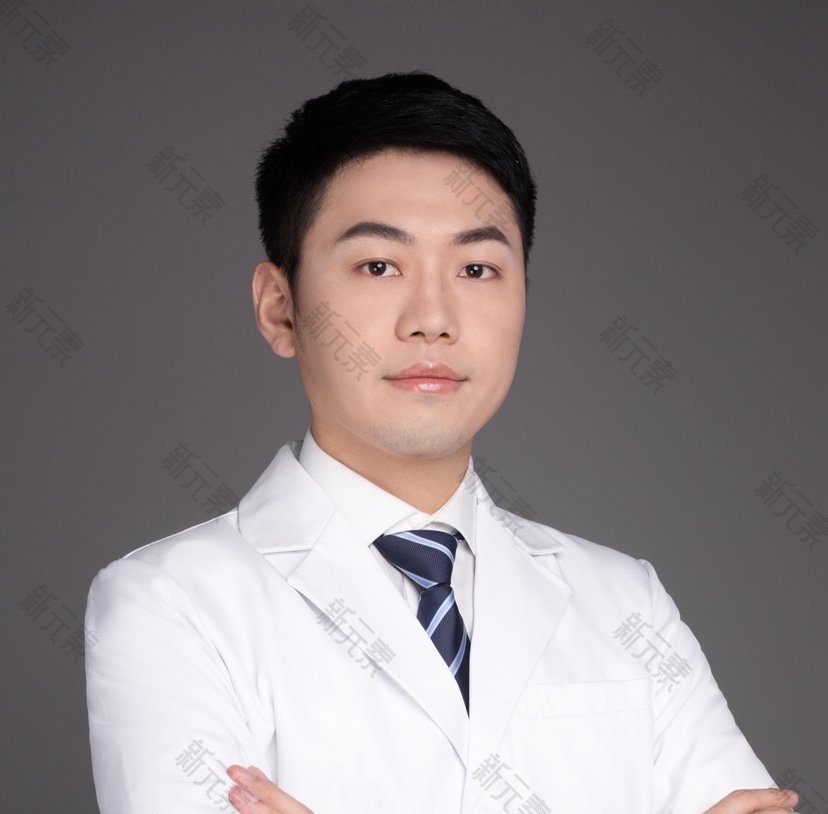 刘轶 头像