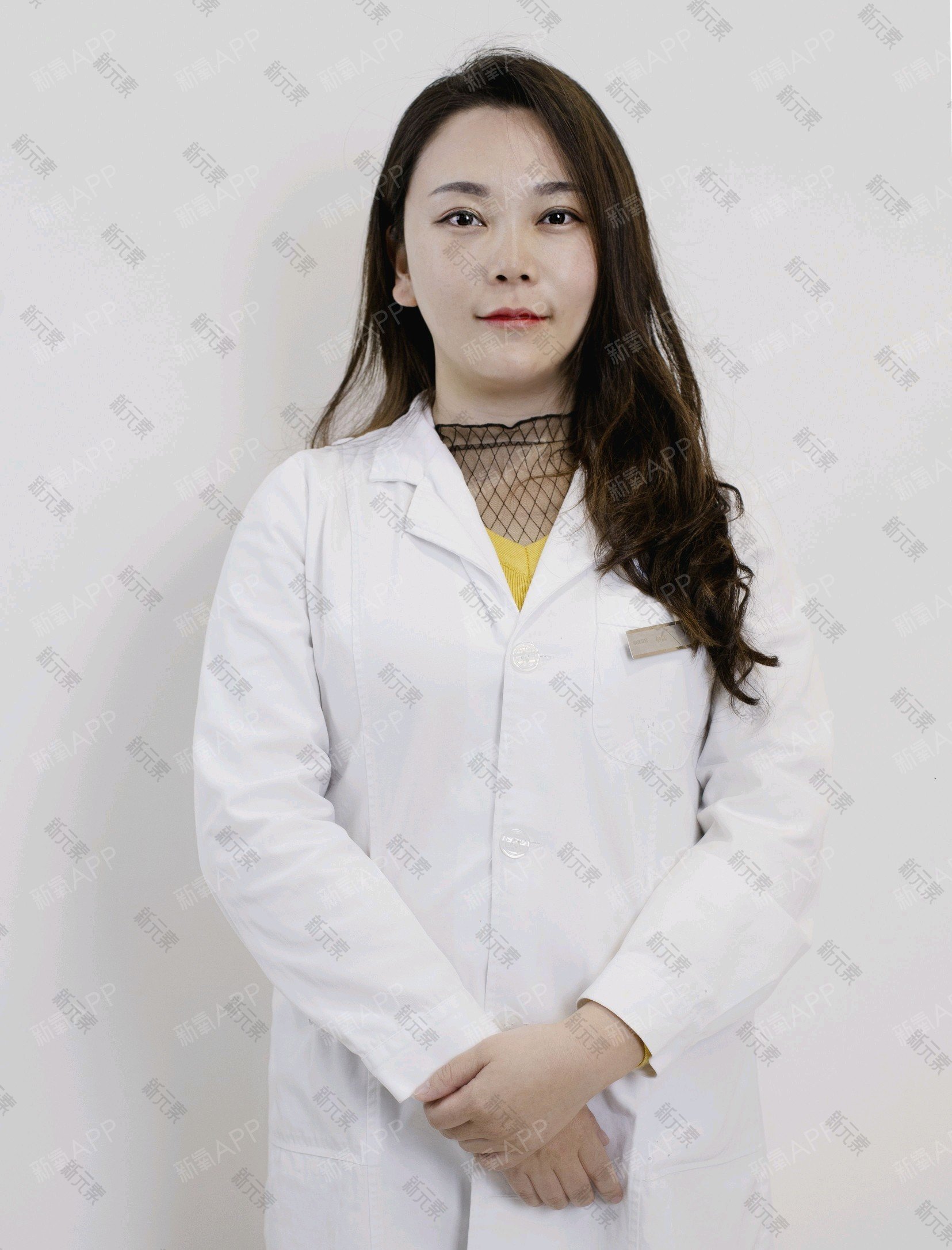 刘玲 头像