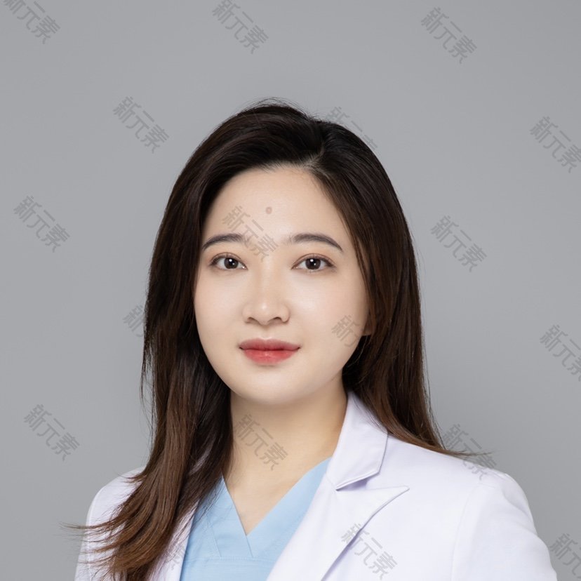 洪雅丽 头像