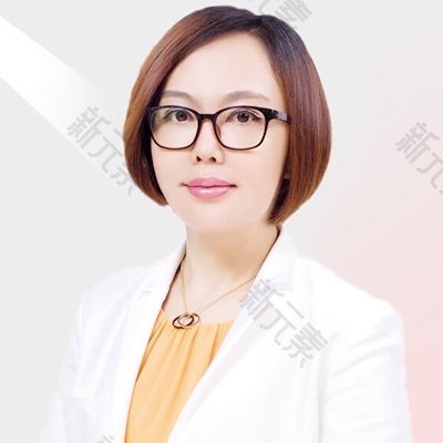 肖英