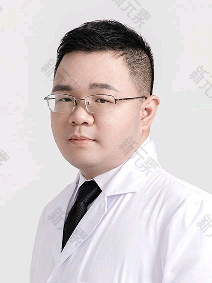 周品松