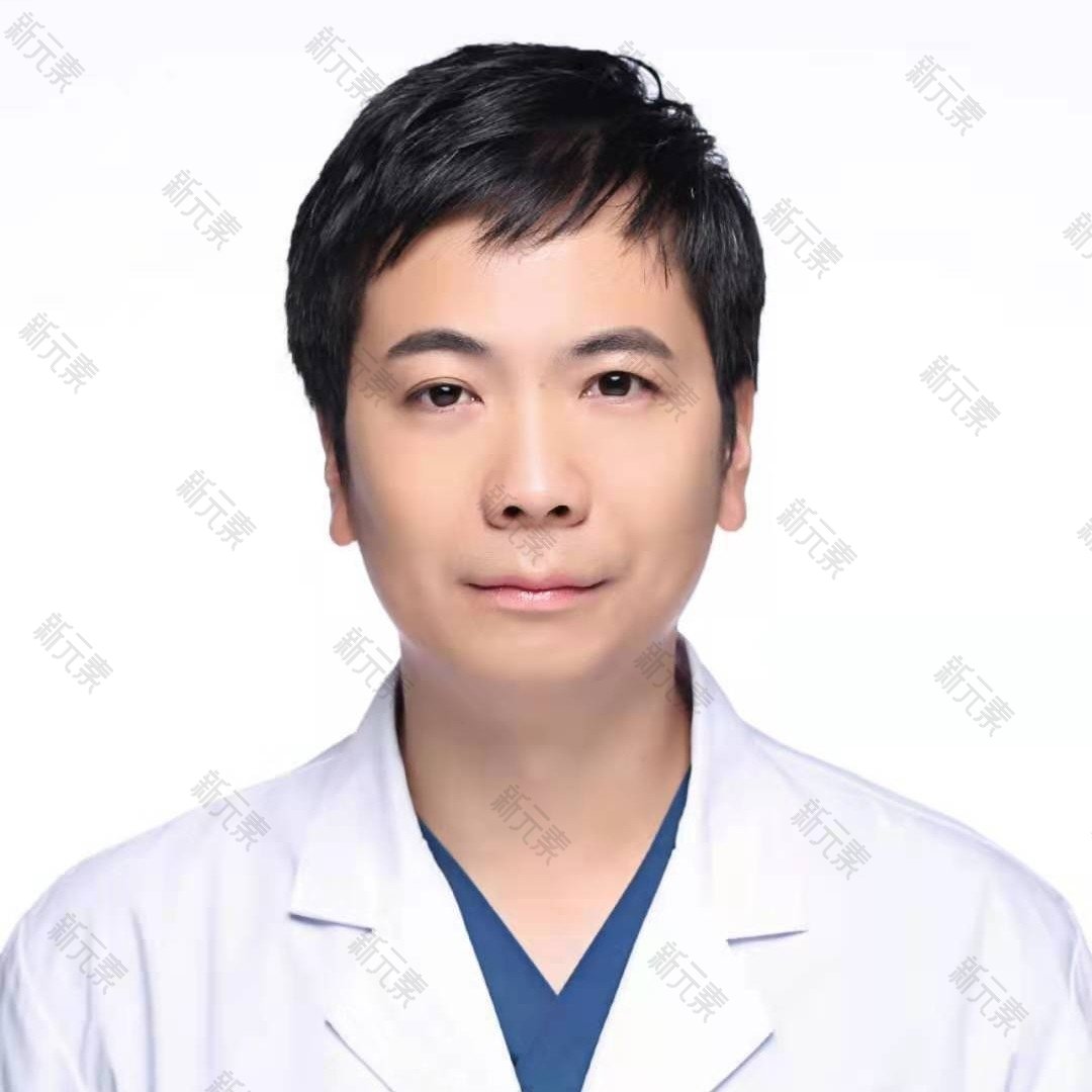 李富航